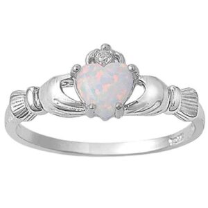 Anillo de Claddagh irlandés
